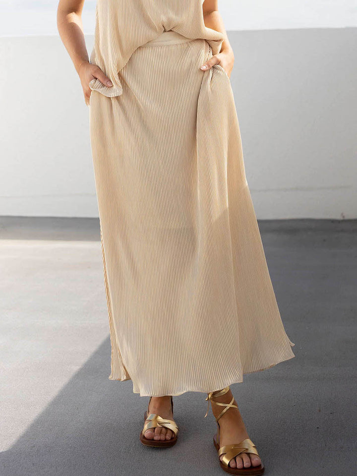 Elegant Pleated Slit Versatile Skirt