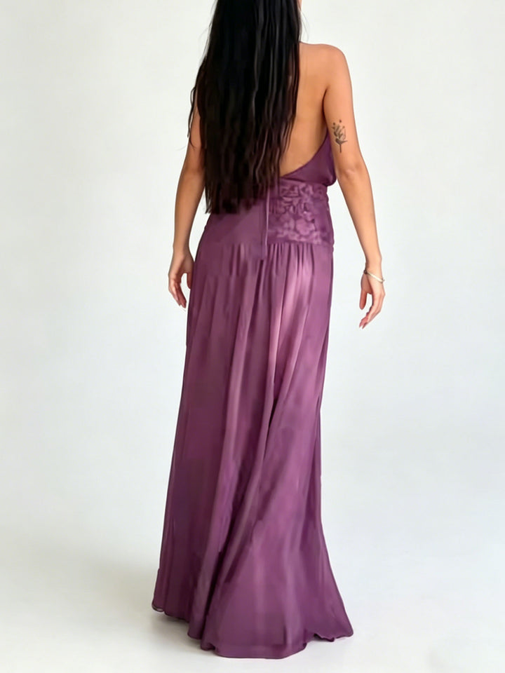 Elegant Open-Back Flowing Chiffon Maxi Dress