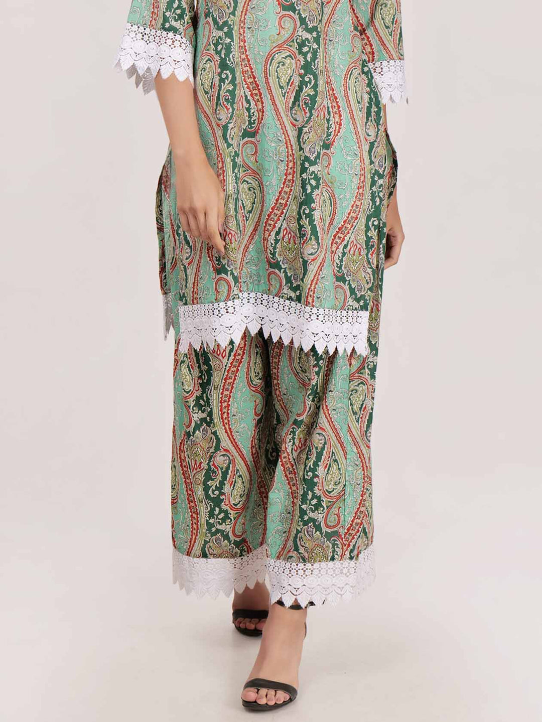 Elegant Paisley Print Lace-trimmed Long Shirt