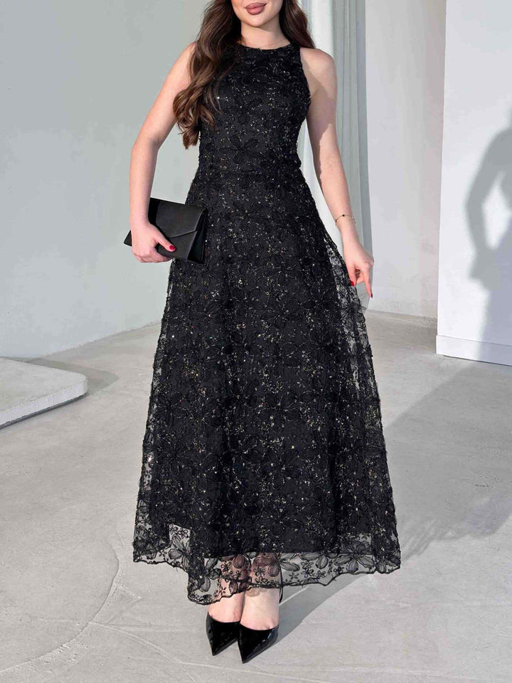 Exquisite Floral Lace Sleeveless Maxi Dress