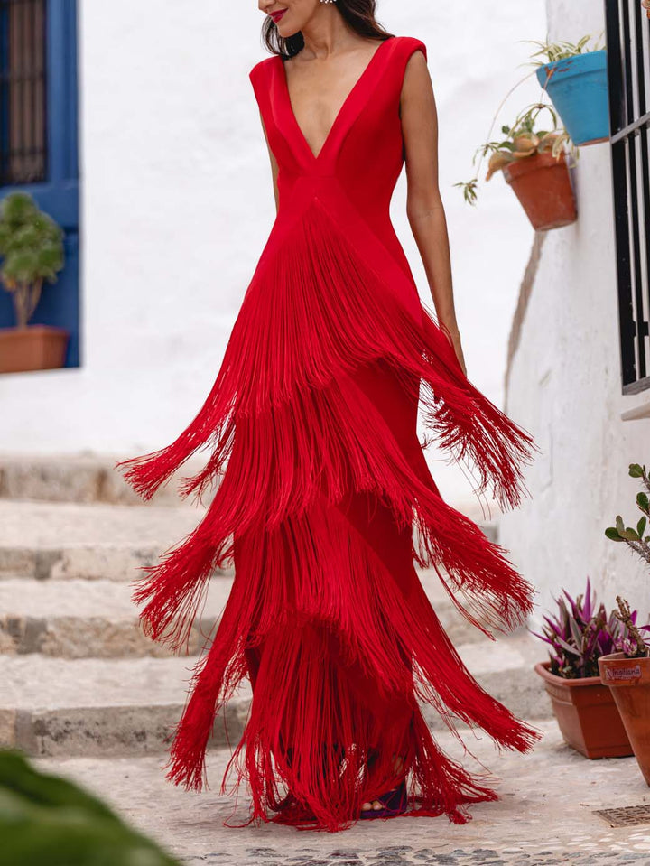 Elegant Deep V-Neck Tiered Fringe Sleeveless Maxi Dress