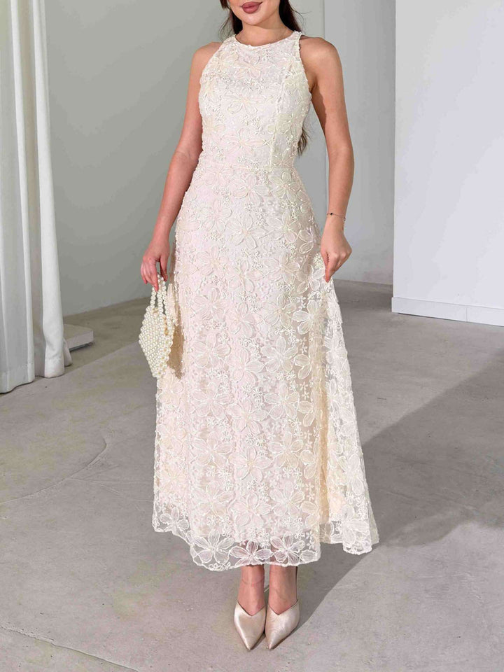Exquisite Floral Lace Sleeveless Maxi Dress