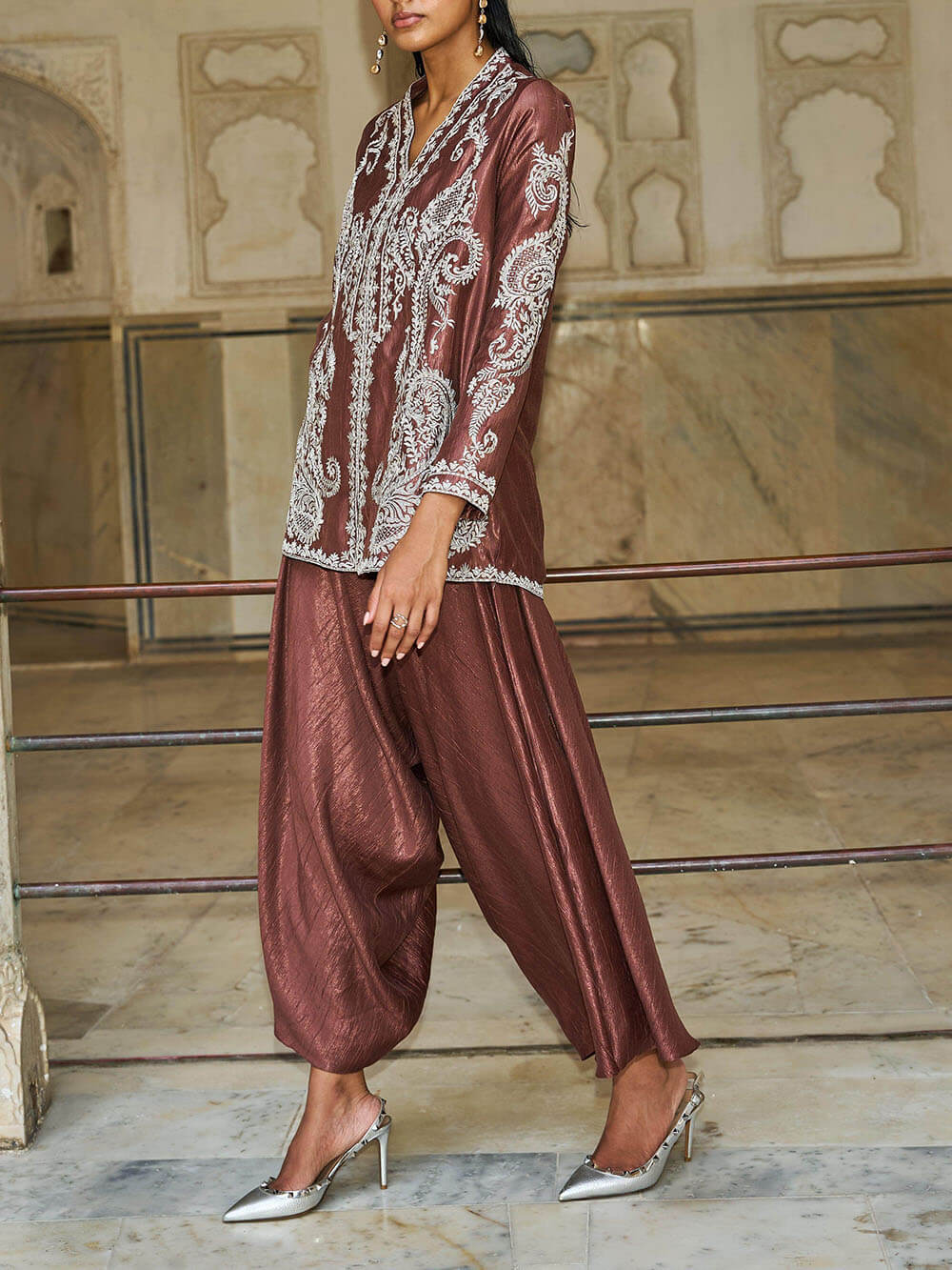 Unique Paisley Pattern V-Neck Loose Top And Pleated Harem Wide-Leg Pants Set