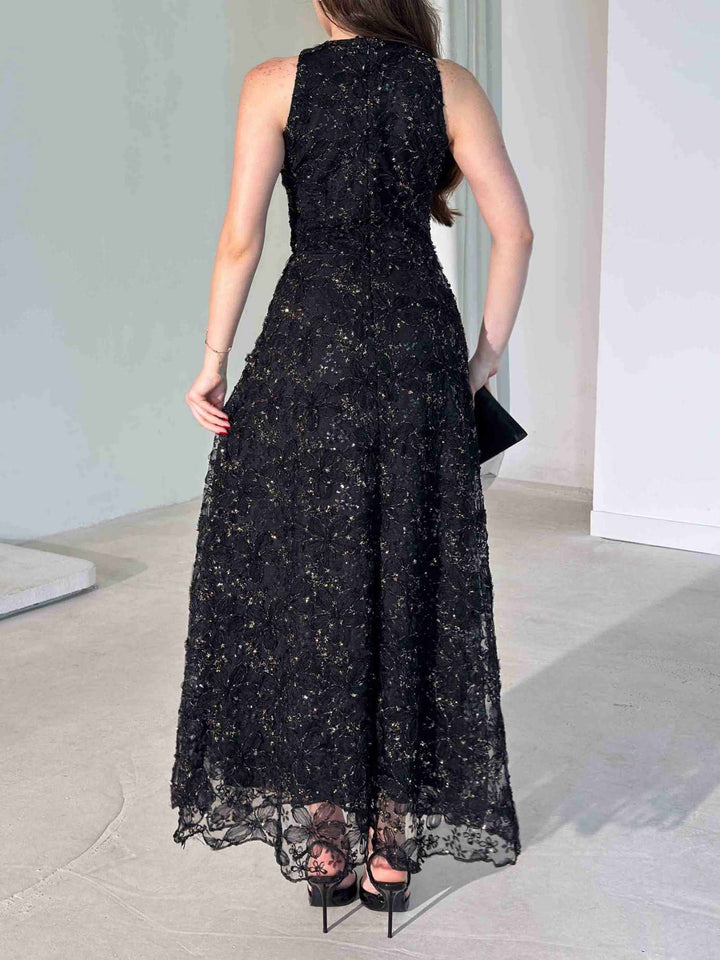 Exquisite Floral Lace Sleeveless Maxi Dress