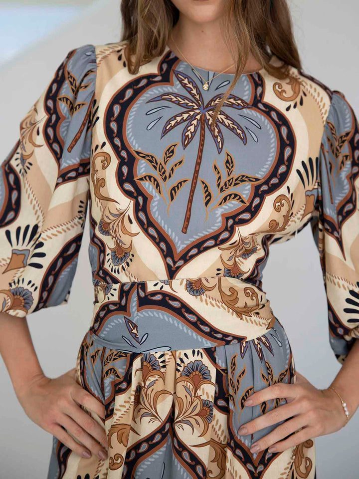 Elegant Vintage Palm Print Belted Maxi Dress