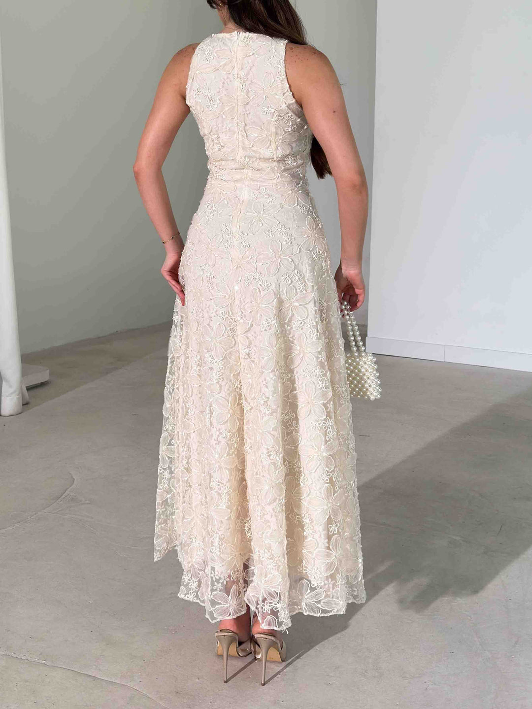 Exquisite Floral Lace Sleeveless Maxi Dress