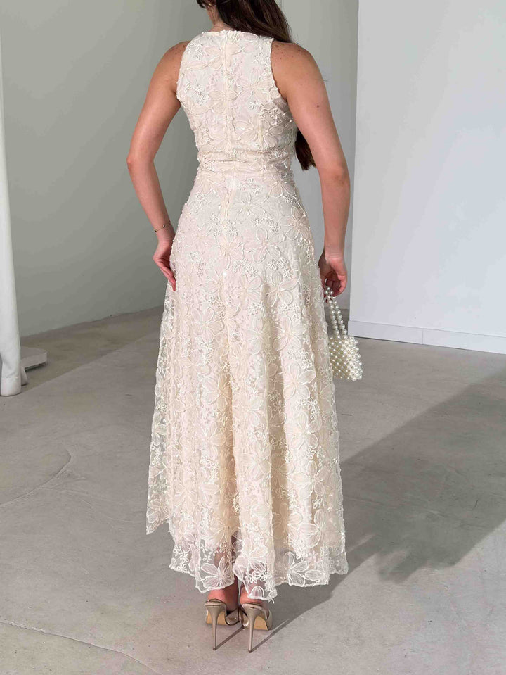 Exquisite Floral Lace Sleeveless Maxi Dress