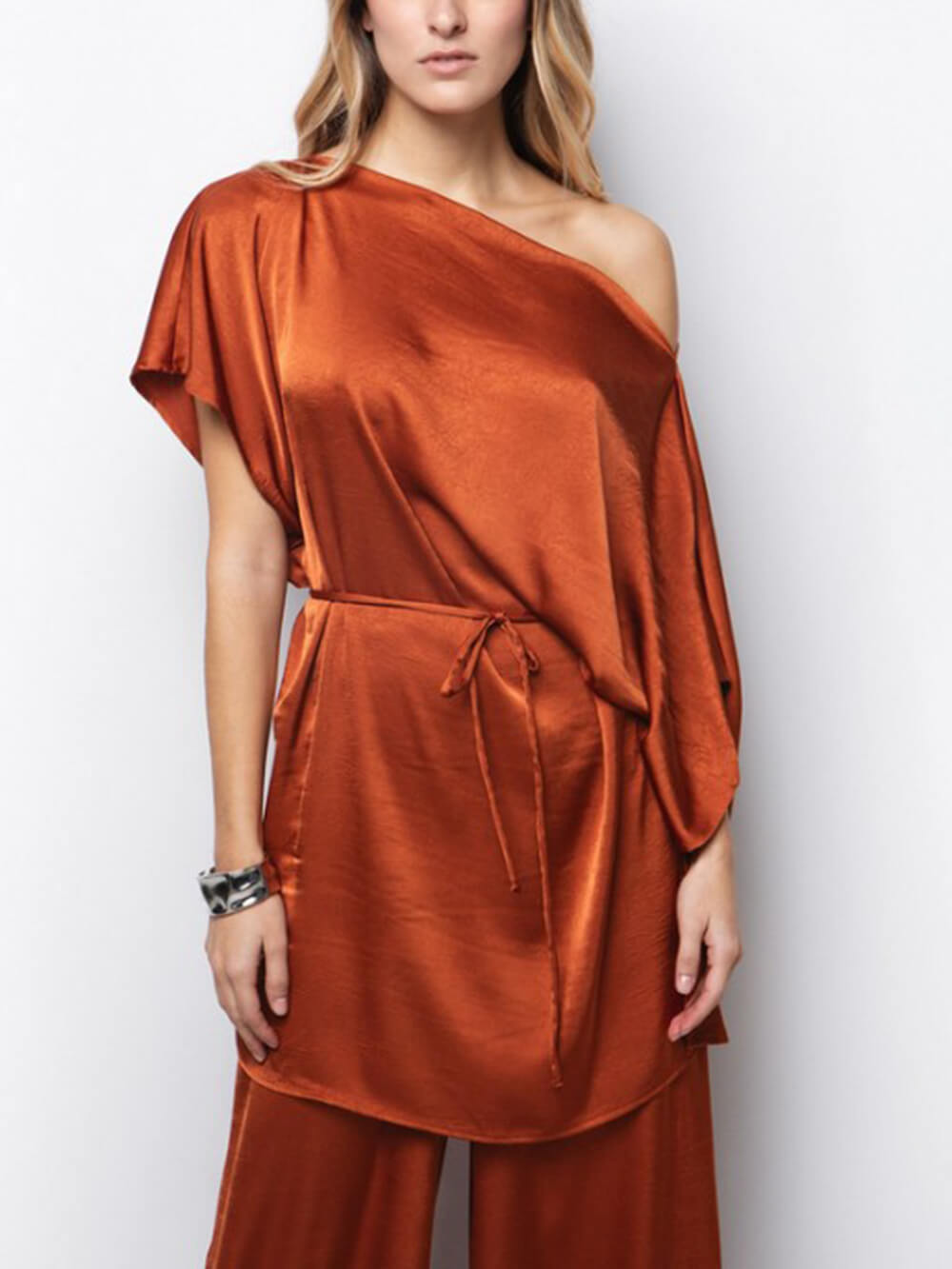 Elegant Pleated Satin High-Waisted Wide-Leg Pants