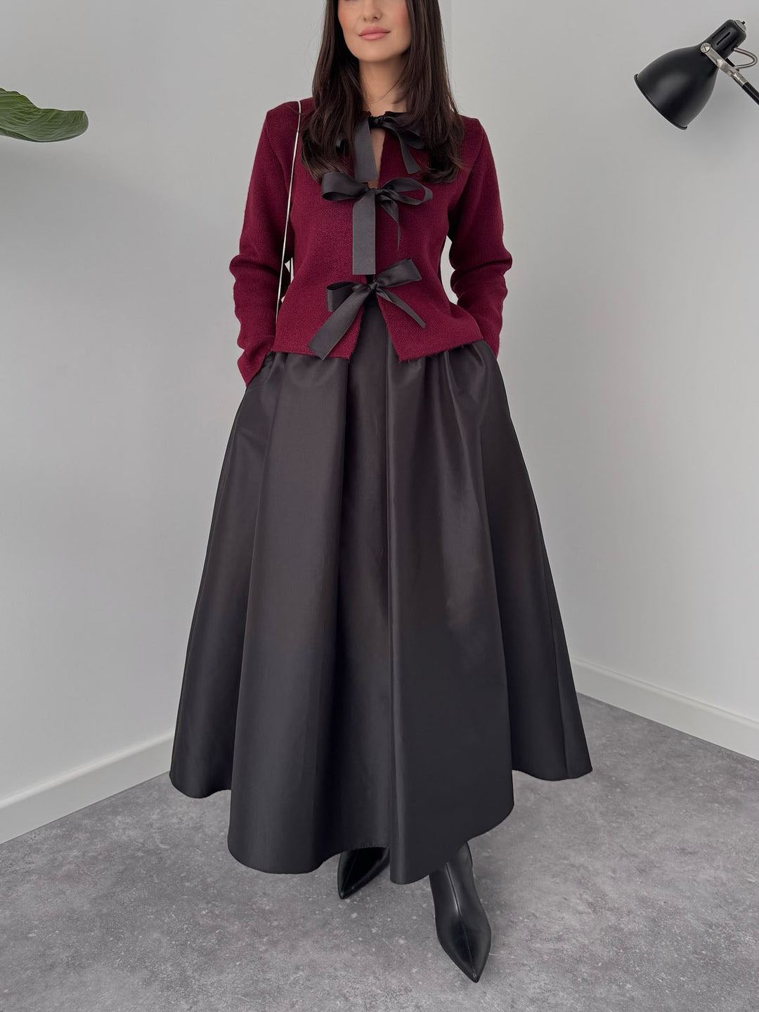 Elegant Bow-Embellished Knit Cardigan