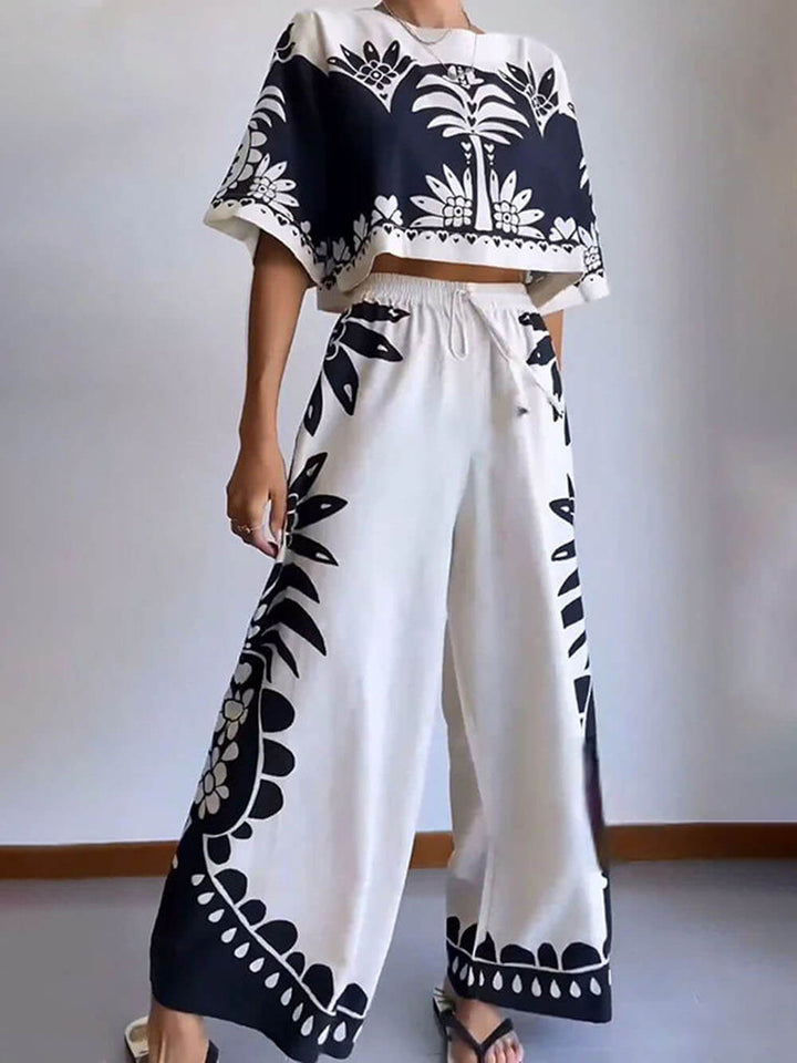 Ethnic print φαρδύ κοντομάνικο κοστούμι