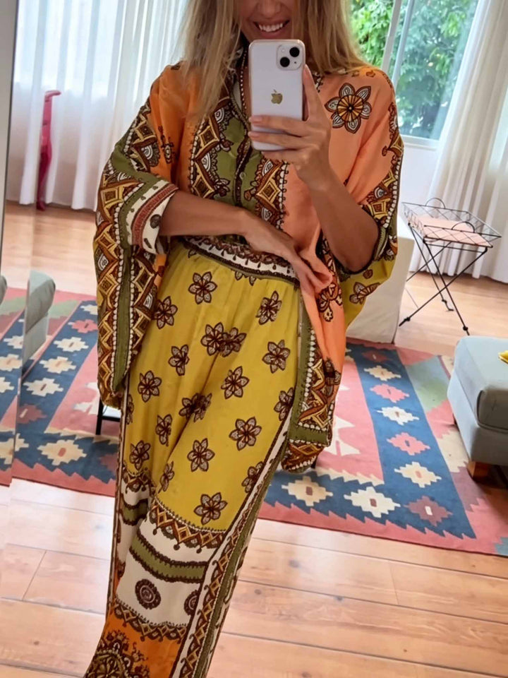 Unique Satin Paisley Print Batwing Sleeve Cardigan Shirt
