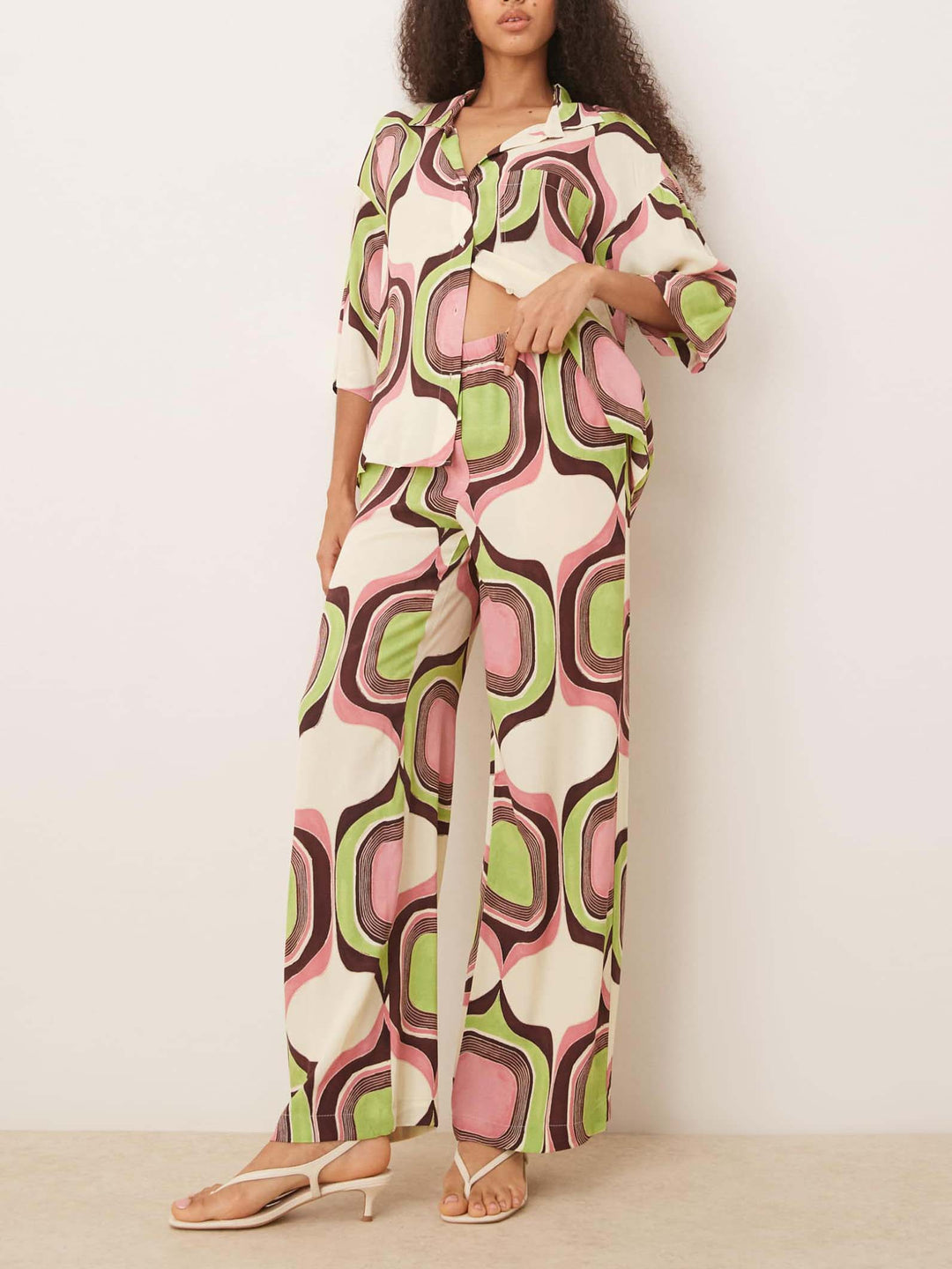 Unique Painted Geometric Print Mid-sleeve Shirt