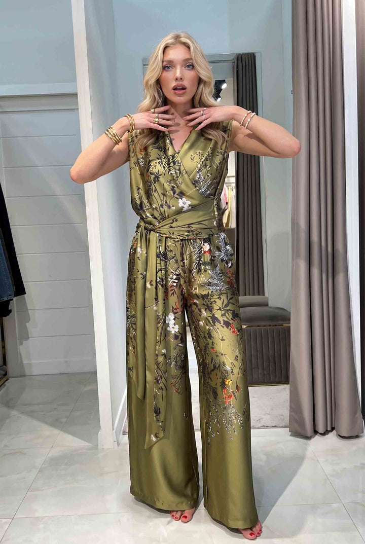 Printed Lace-Up Top And Wide Leg Pants Set