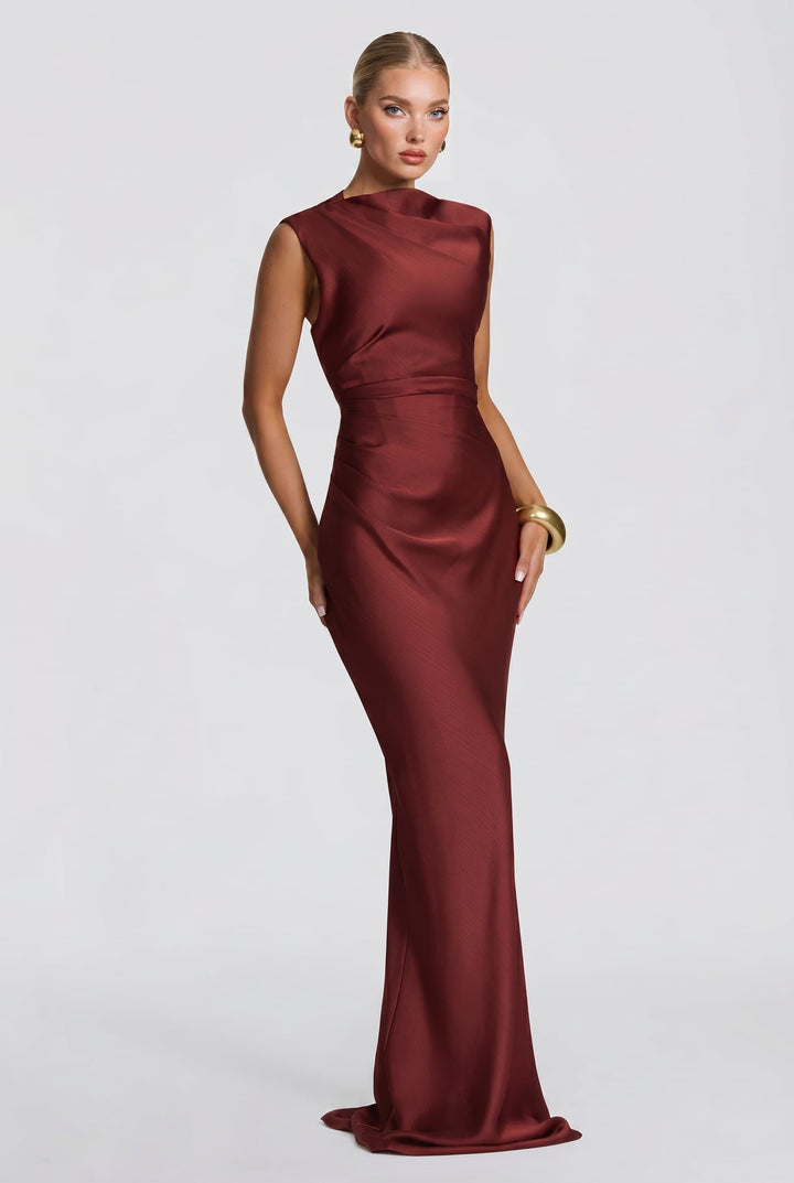 Backless Design Pleated Maxi Dress