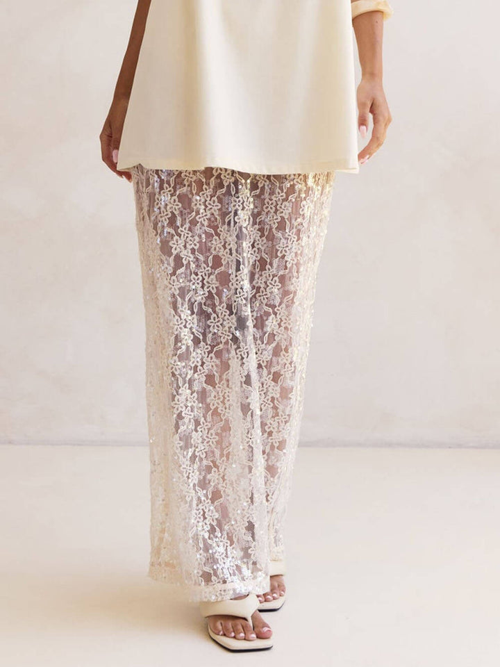 Elegant Off-Shoulder Adjustable Strap Straight-Hem A-Line Top